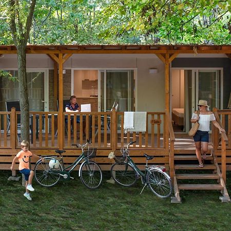 Camping Sabbiadoro Lignano Sabbiadoro Exterior foto