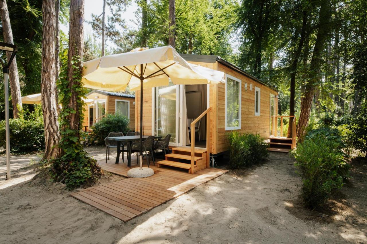 Camping Sabbiadoro Lignano Sabbiadoro Exterior foto