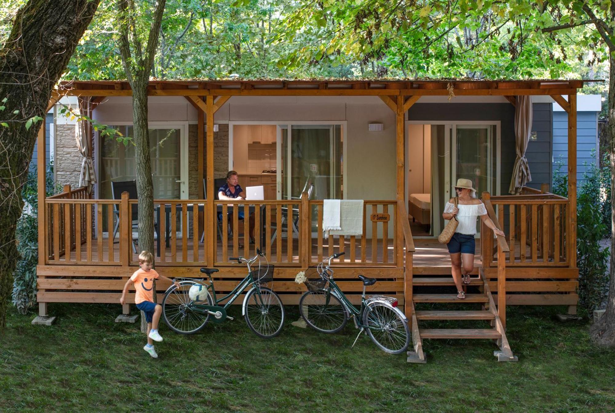 Camping Sabbiadoro Lignano Sabbiadoro Exterior foto