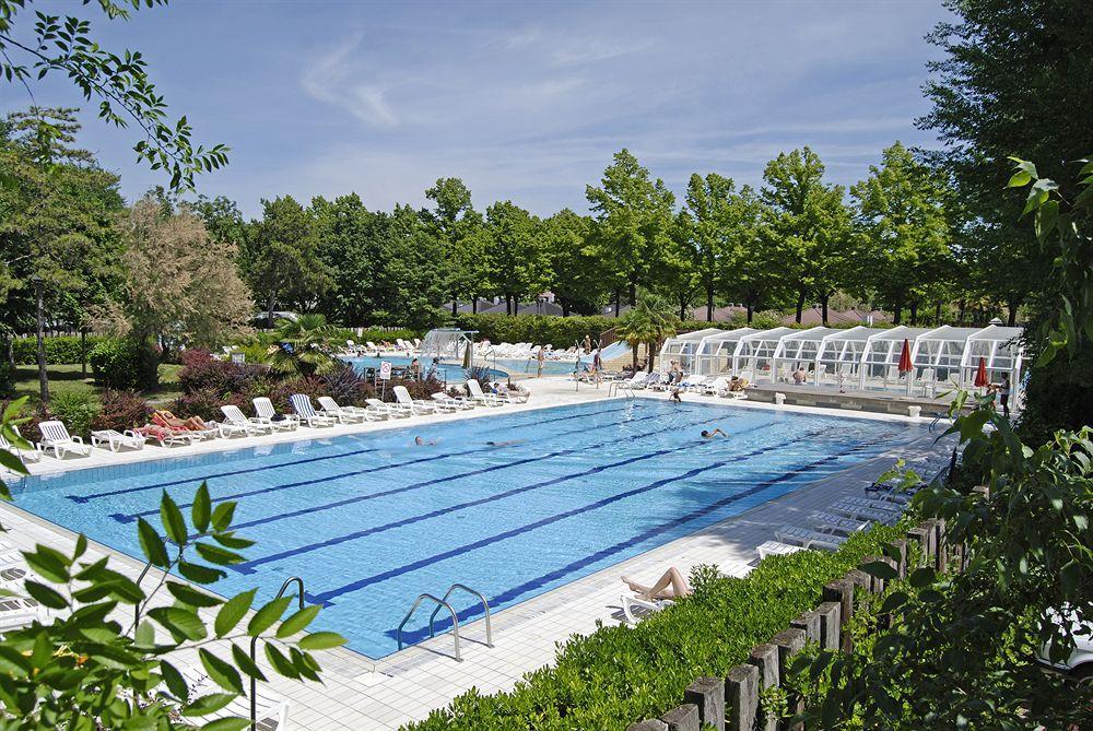 Camping Sabbiadoro Lignano Sabbiadoro Exterior foto